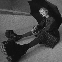 �ؑ��J�G��